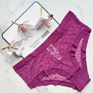 NWT PINK VICTORIA'S SECRET NO-SHOW STAR MESH CHEEKY PANTY IN THRILLER SIZE S/M